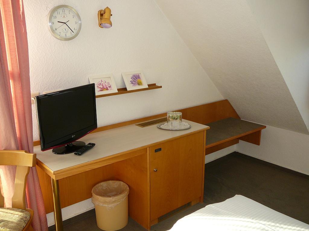 Hotel Garni Schmid ノイ・ウルム 部屋 写真